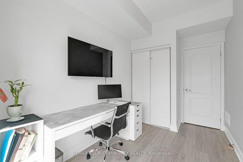 Photo 12 at 218 - 17 Coneflower Crescent, Branson, Toronto