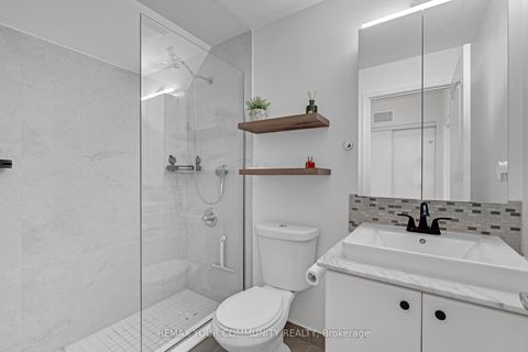 Photo 14 at 218 - 17 Coneflower Crescent, Branson, Toronto