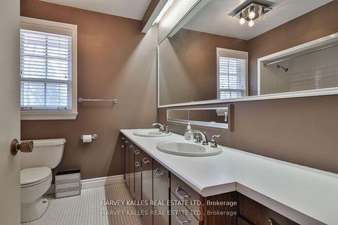 Photo 23 at 38 Fifeshire Road, Windfields, Toronto