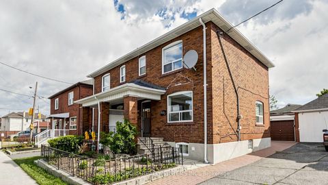 Photo 1 at 683 Old Weston Road, Pellam Park, Toronto