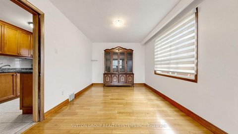 Photo 11 at 683 Old Weston Road, Pellam Park, Toronto