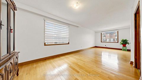 Photo 13 at 683 Old Weston Road, Pellam Park, Toronto