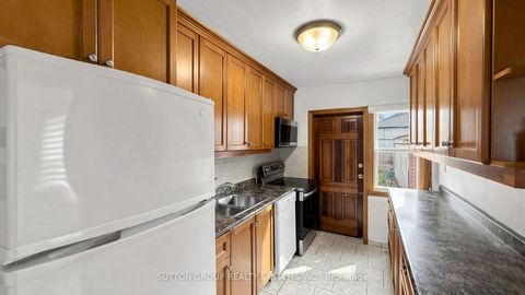 Photo 18 at 683 Old Weston Road, Pellam Park, Toronto