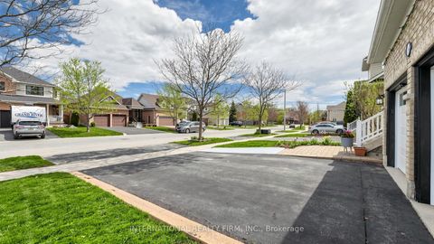 Photo 2 at 14 Stuart Avenue, Shore, Barrie