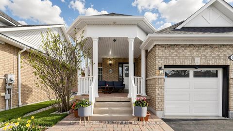 Photo 3 at 14 Stuart Avenue, Shore, Barrie