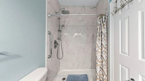 Photo 11 at 14 Stuart Avenue, Shore, Barrie