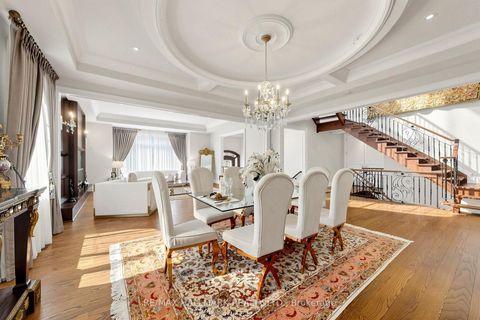 Photo 6 at 50 LLOYDMINSTER Crescent, Newtonbrook East, Toronto