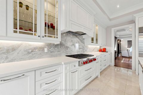 Photo 16 at 50 LLOYDMINSTER Crescent, Newtonbrook East, Toronto