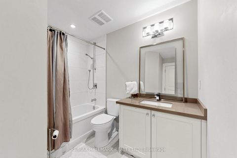 Photo 43 at 50 LLOYDMINSTER Crescent, Newtonbrook East, Toronto