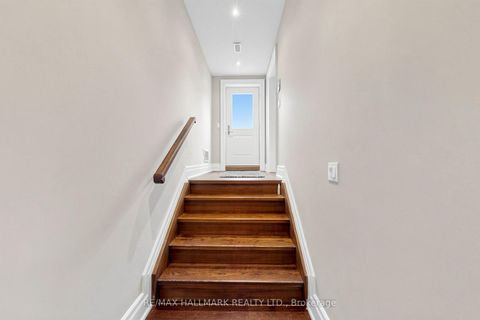Photo 45 at 50 LLOYDMINSTER Crescent, Newtonbrook East, Toronto