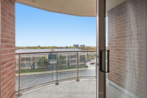 Photo 14 at 609 - 2 Clairtrell Road, Willowdale East, Toronto
