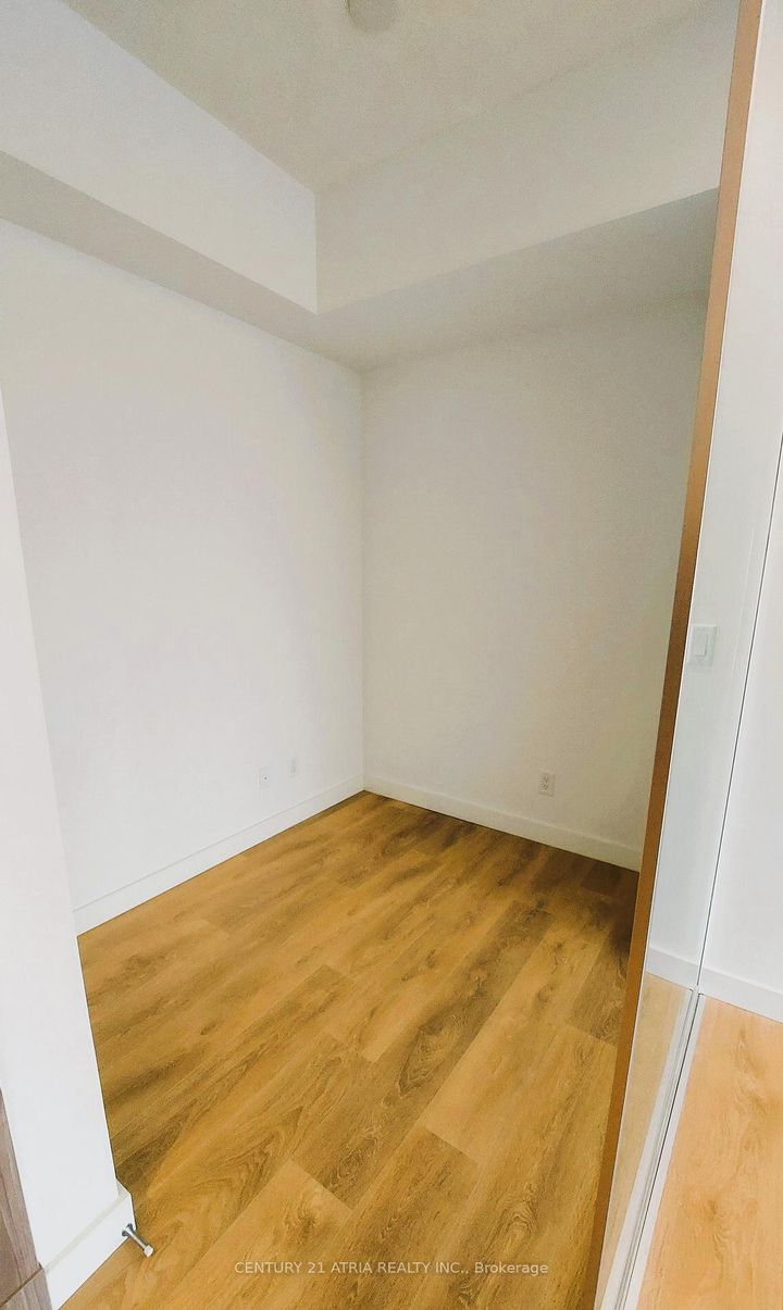 Photo 4 at 908 - 25 McMahon Drive, Bayview Village, Toronto