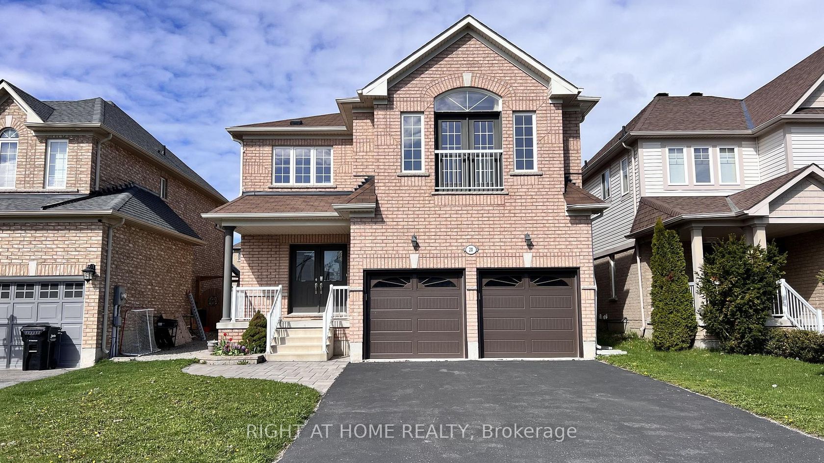 20 Charlemagne Avenue, Shore, Barrie photo number 2