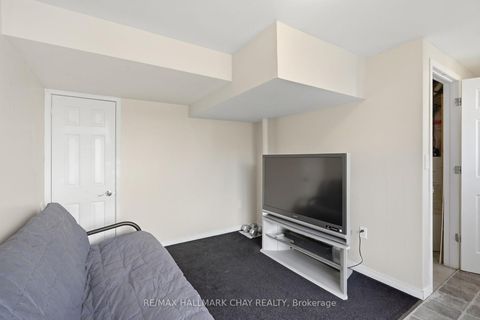 Photo 28 at 4 Hawthorne Crescent, Ardagh, Barrie