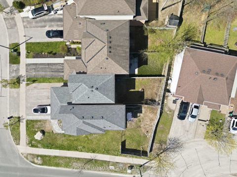 Photo 36 at 4 Hawthorne Crescent, Ardagh, Barrie