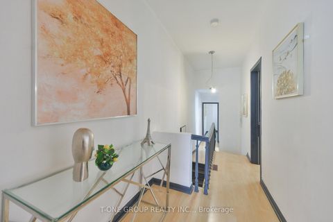Photo 10 at 15 Kensington Avenue, Chinatown, Toronto