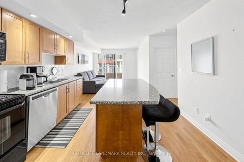 Photo 15 at 1124 - 270 wellington Street W, Waterfront Communities C1, Toronto