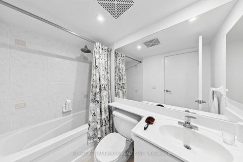 Photo 25 at 1124 - 270 wellington Street W, Waterfront Communities C1, Toronto