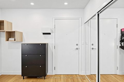 Photo 27 at 1124 - 270 wellington Street W, Waterfront Communities C1, Toronto