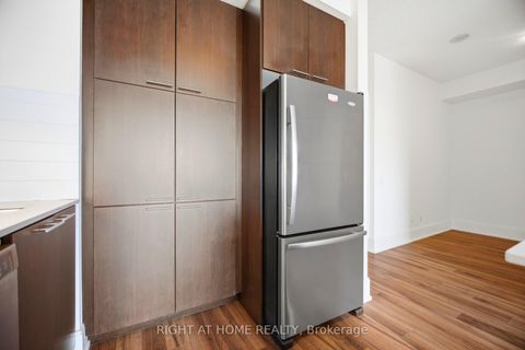 Photo 14 at 307 - 15 Viking Lane, City Centre West, Toronto
