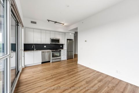 Photo 9 at 625 - 10 Park Lawn Road, Mimico, Toronto