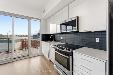 Photo 11 at 625 - 10 Park Lawn Road, Mimico, Toronto