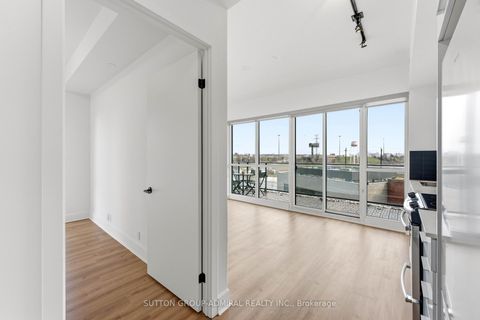 Photo 12 at 625 - 10 Park Lawn Road, Mimico, Toronto