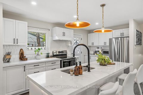 Photo 6 at 33 Coltman Crescent, Malvern, Toronto