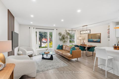 Photo 9 at 33 Coltman Crescent, Malvern, Toronto