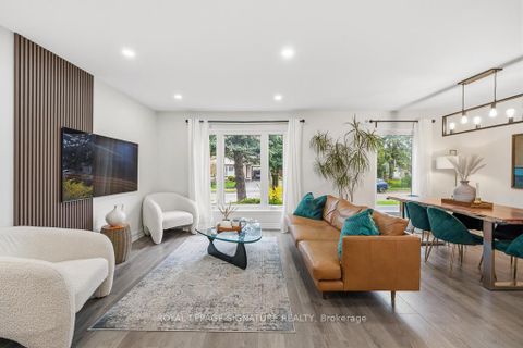 Photo 10 at 33 Coltman Crescent, Malvern, Toronto