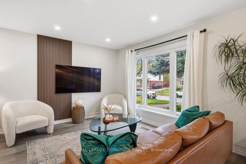 Photo 12 at 33 Coltman Crescent, Malvern, Toronto