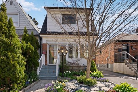 Photo 1 at 79 King Edward Avenue, Lumsden, Toronto