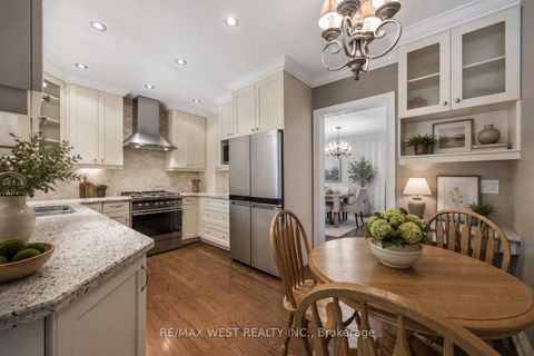 Photo 6 at 79 King Edward Avenue, Lumsden, Toronto