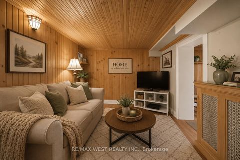 Photo 17 at 79 King Edward Avenue, Lumsden, Toronto