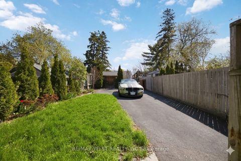 Photo 22 at 79 King Edward Avenue, Lumsden, Toronto