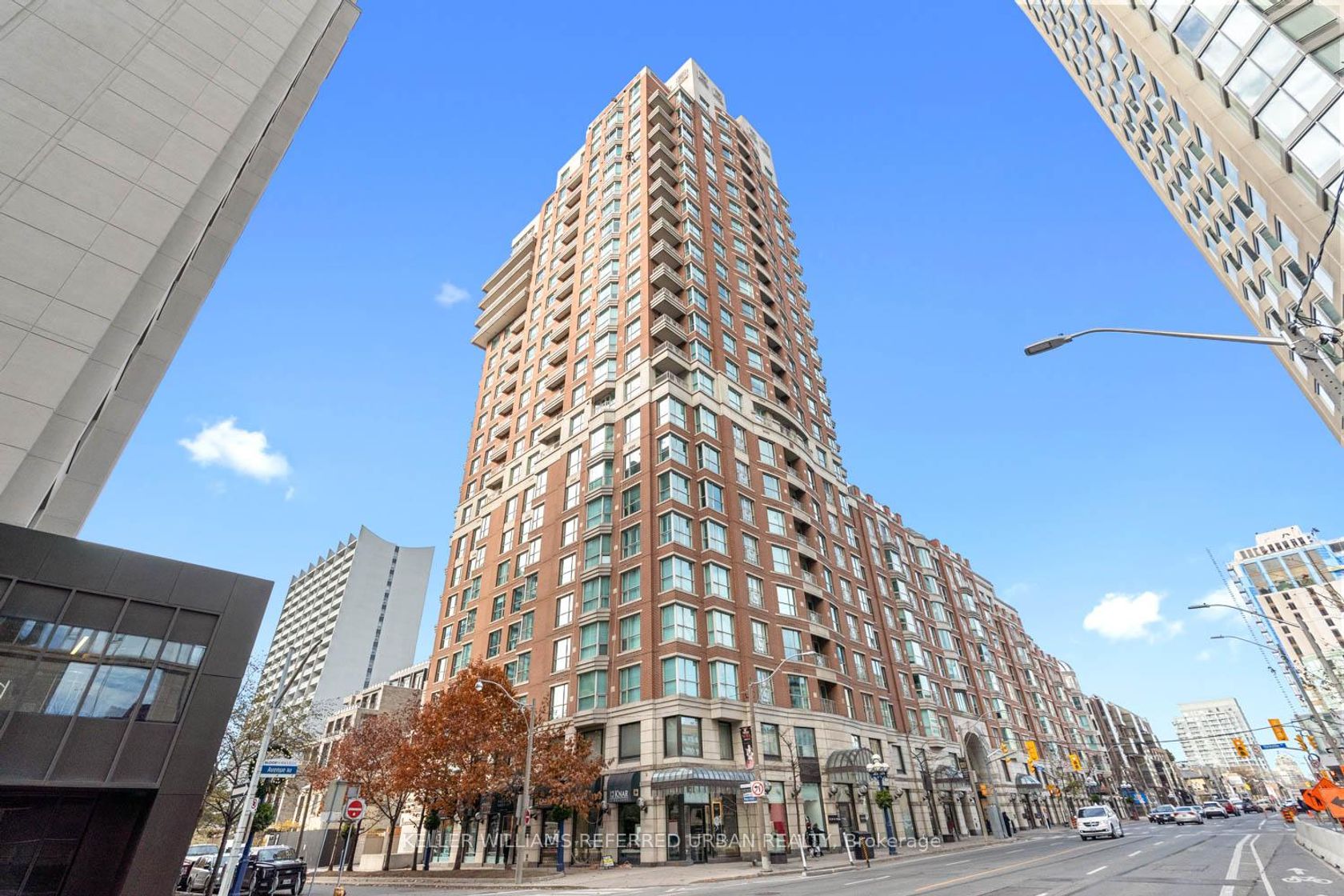 1802 - 38 Avenue Road, Annex, Toronto 