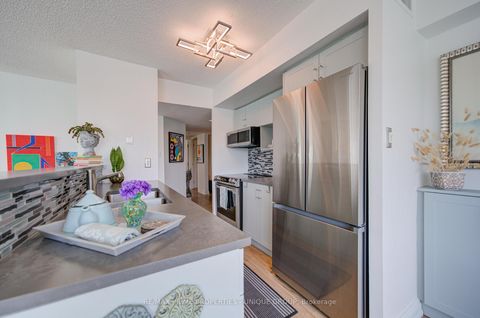 Photo 11 at 202 - 97 Lawton Boulevard, St. Clair, Toronto