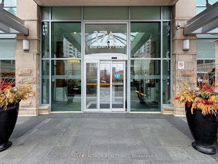 Photo 4 at 903 - 17 Barberry Place, Bayview Village, Toronto
