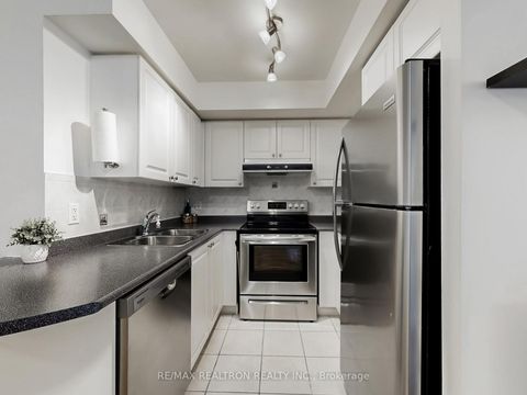 Photo 14 at 903 - 17 Barberry Place, Bayview Village, Toronto