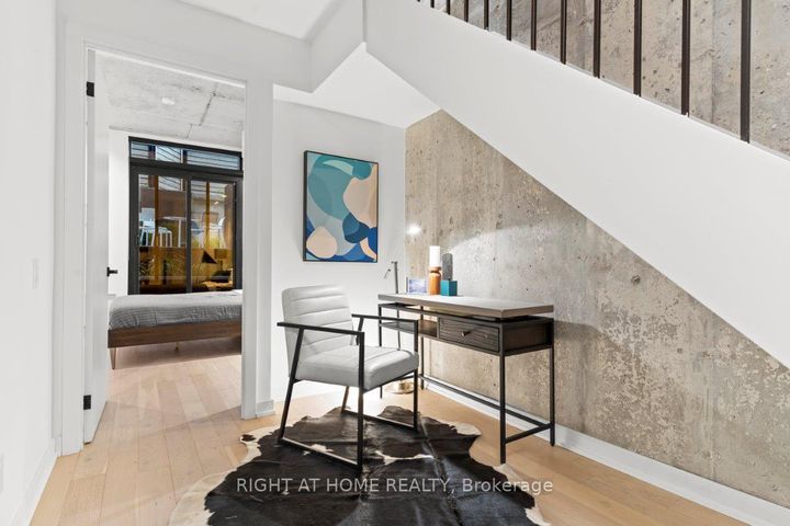 Photo 14 at 25 - 12 Dervock Crescent, Bayview Village, Toronto