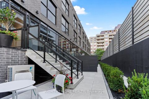 Photo 1 at 25 - 12 Dervock Crescent, Bayview Village, Toronto
