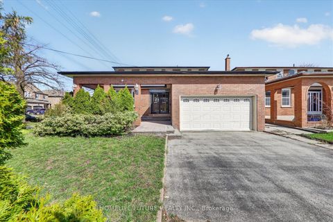 Photo 3 at 2 Lovel Avenue, Rouge E11, Toronto