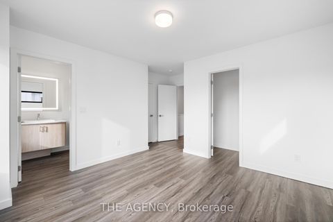 Photo 10 at 6 Rainwater Lane, Holly, Barrie