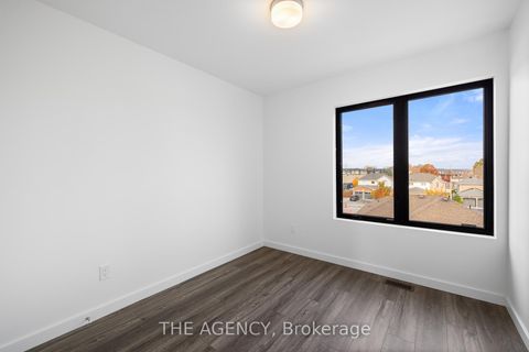 Photo 14 at 6 Rainwater Lane, Holly, Barrie