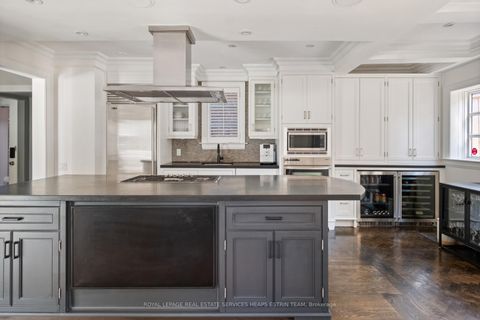 Photo 7 at 113 Inglewood Drive, Moore Park, Toronto