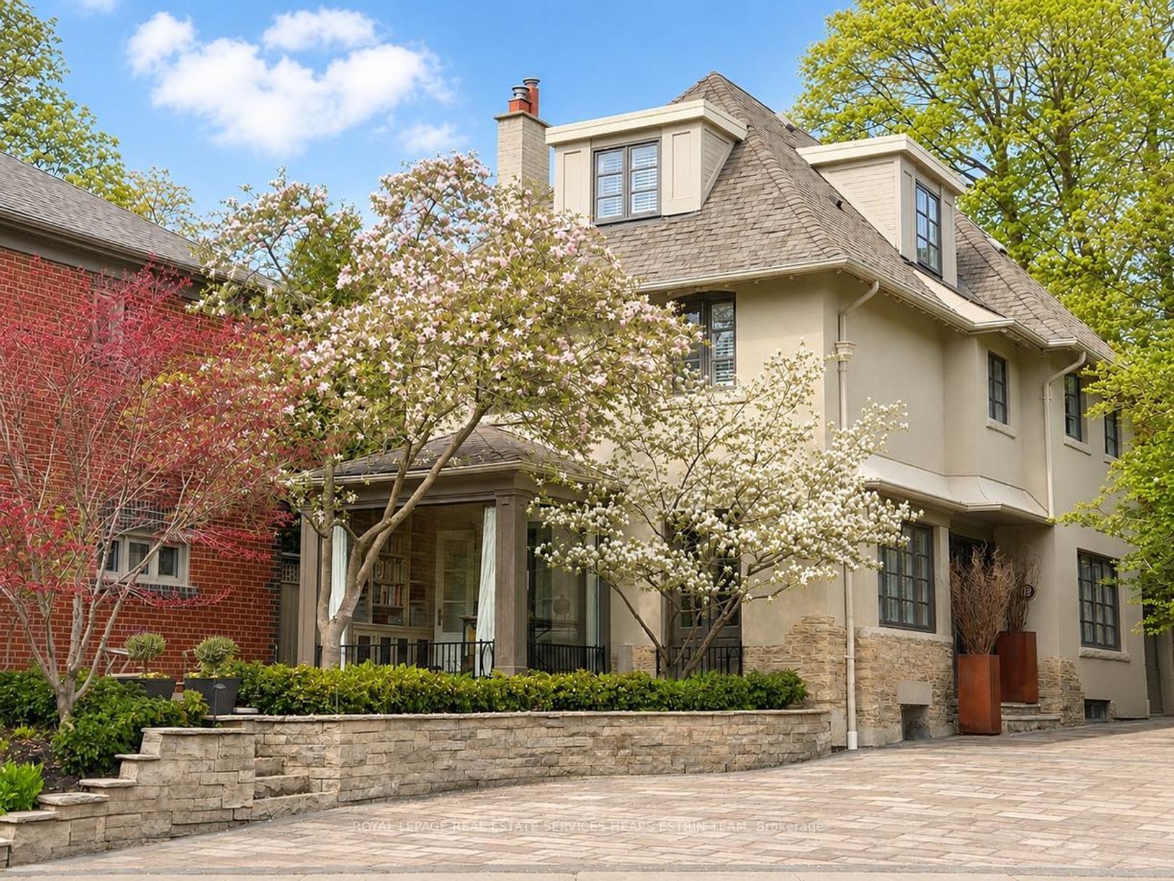 113 Inglewood Drive, Moore Park, Toronto photo number 2