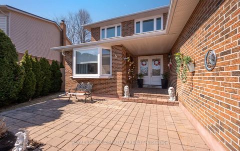 Photo 2 at 250 Plymouth Trail, London, Newmarket