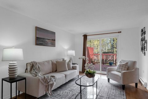 Photo 4 at 16 QUAIL Crescent, Ardagh, Barrie