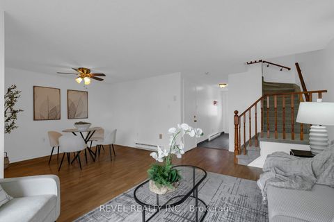Photo 7 at 16 QUAIL Crescent, Ardagh, Barrie