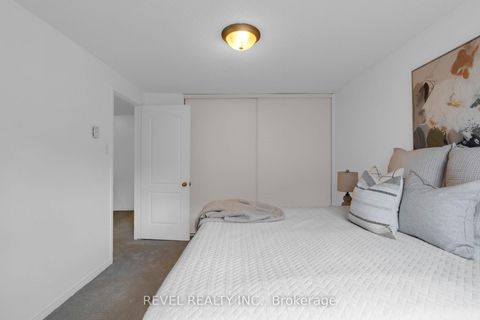Photo 17 at 16 QUAIL Crescent, Ardagh, Barrie